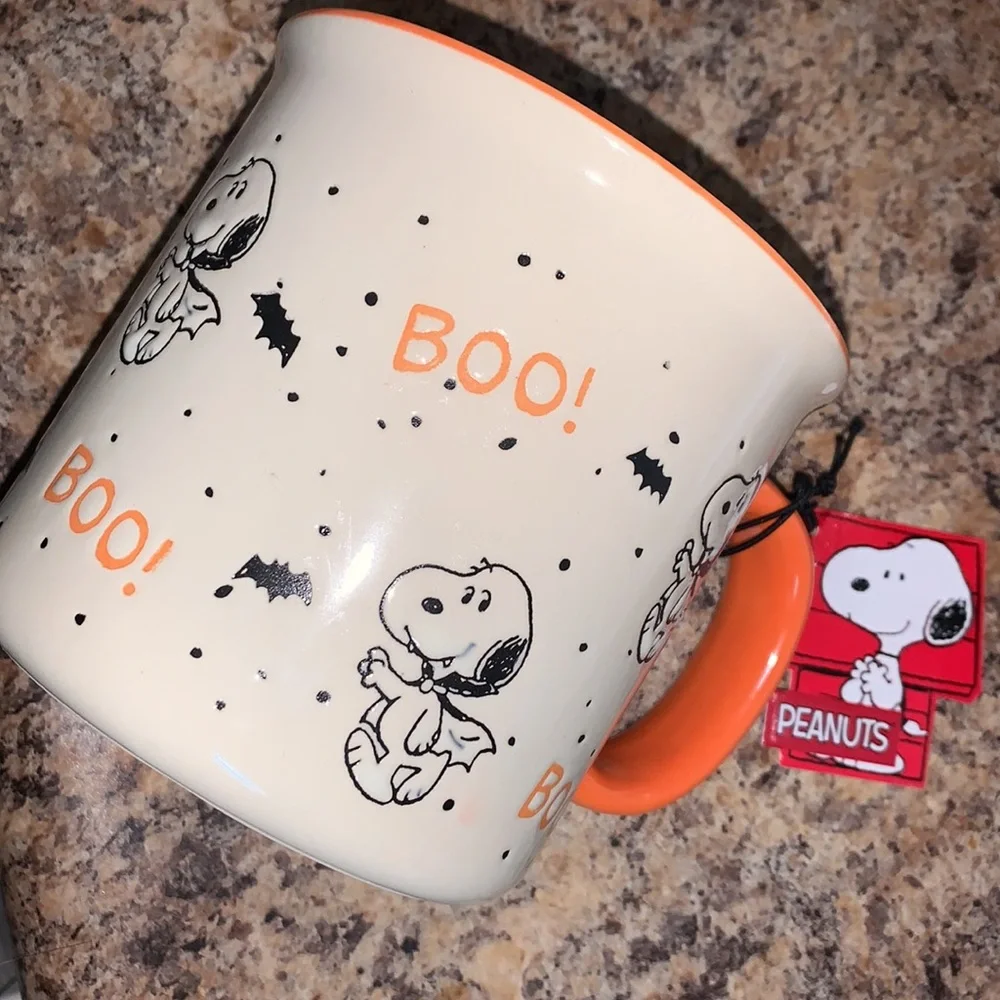 Peanuts Snoopy & Woodstock Vampire 'Boo'‎ Large Mug 21 oz